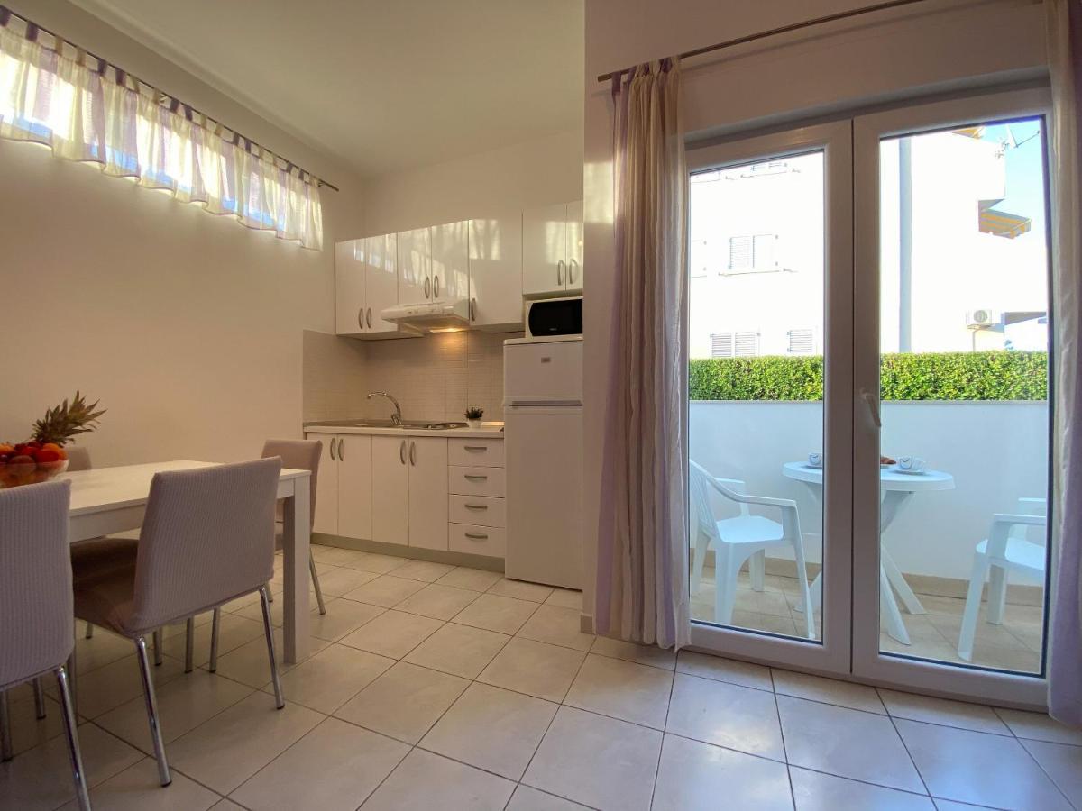Apartments Pulic Zaboric Exterior photo